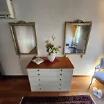 Juliets Bed Art * Verona