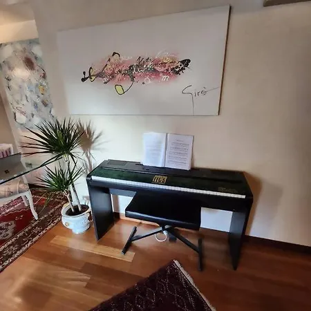 Διαμέρισμα Juliets Bed Art Βερόνα