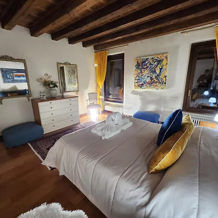 Juliets Bed Art *